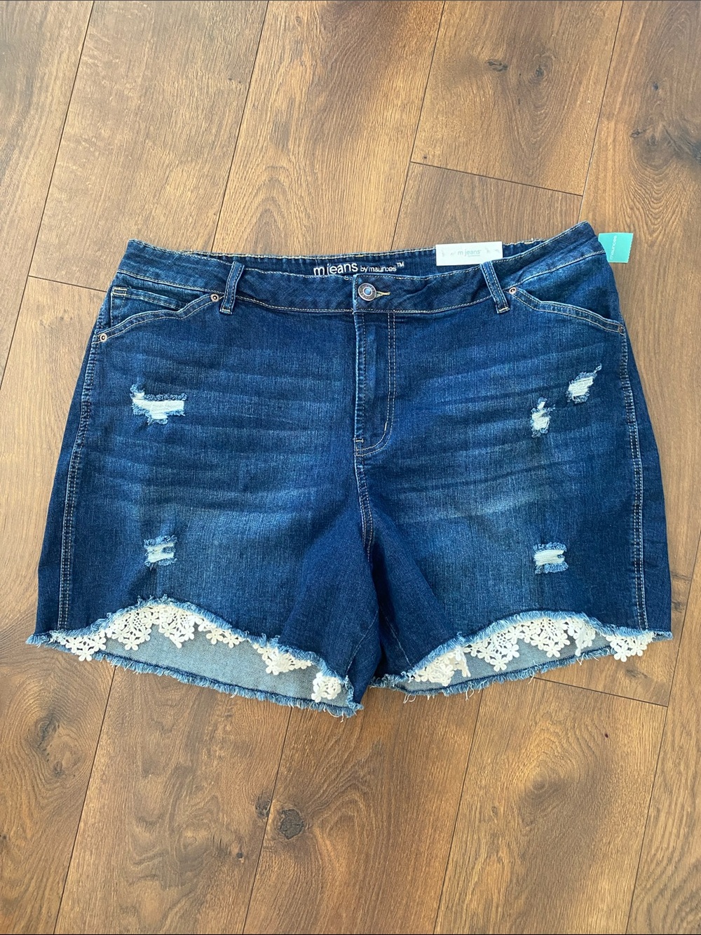 Maurices High Rise Denim Shorts Lace Trim Women’s Plus Size 22W 5” Inseam NWT